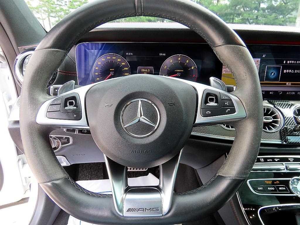벤츠 E 클래스 E-클래스 W213 E43 AMG 4MATIC 이미지 8