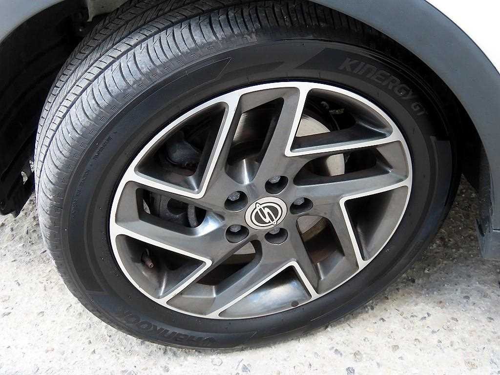 KG모빌리티(쌍용) 티볼리 베리 뉴 티볼리 2WD 가솔린 1.5 V3 이미지 20