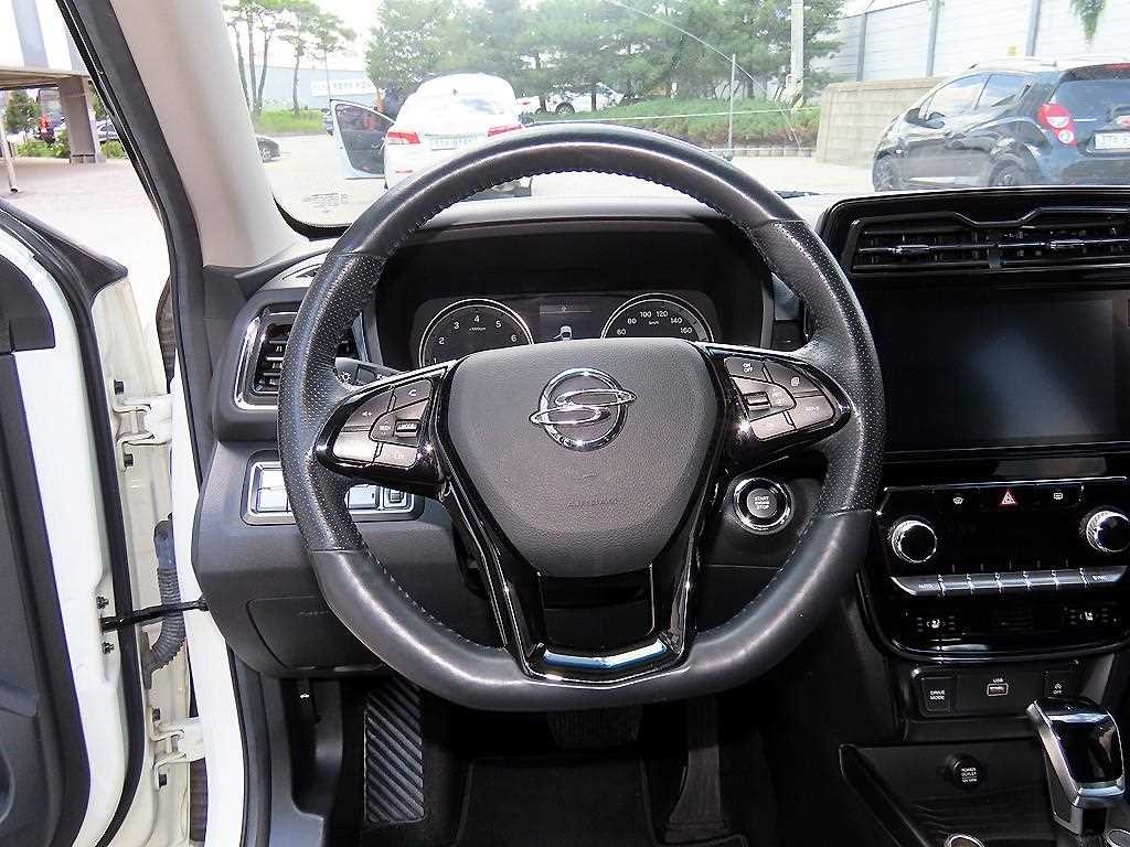 KG모빌리티(쌍용) 티볼리 베리 뉴 티볼리 2WD 가솔린 1.5 V3 이미지 8