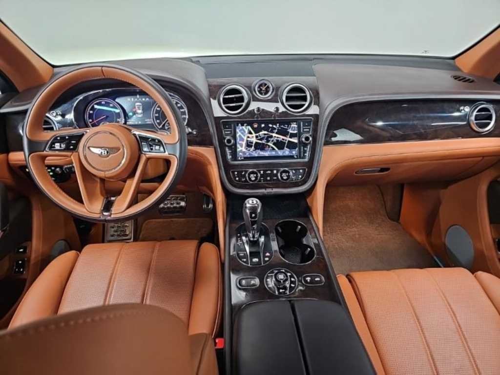 벤틀리 벤테이가 4.0 V8 이미지 7
