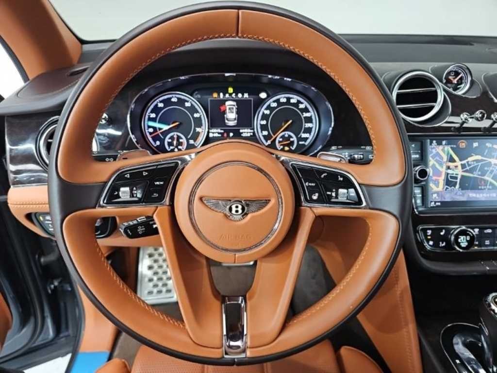 벤틀리 벤테이가 4.0 V8 이미지 9