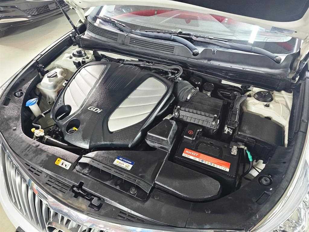 현대 그랜저 그랜저 HG HG300 PREMIUM 기본형 이미지 17