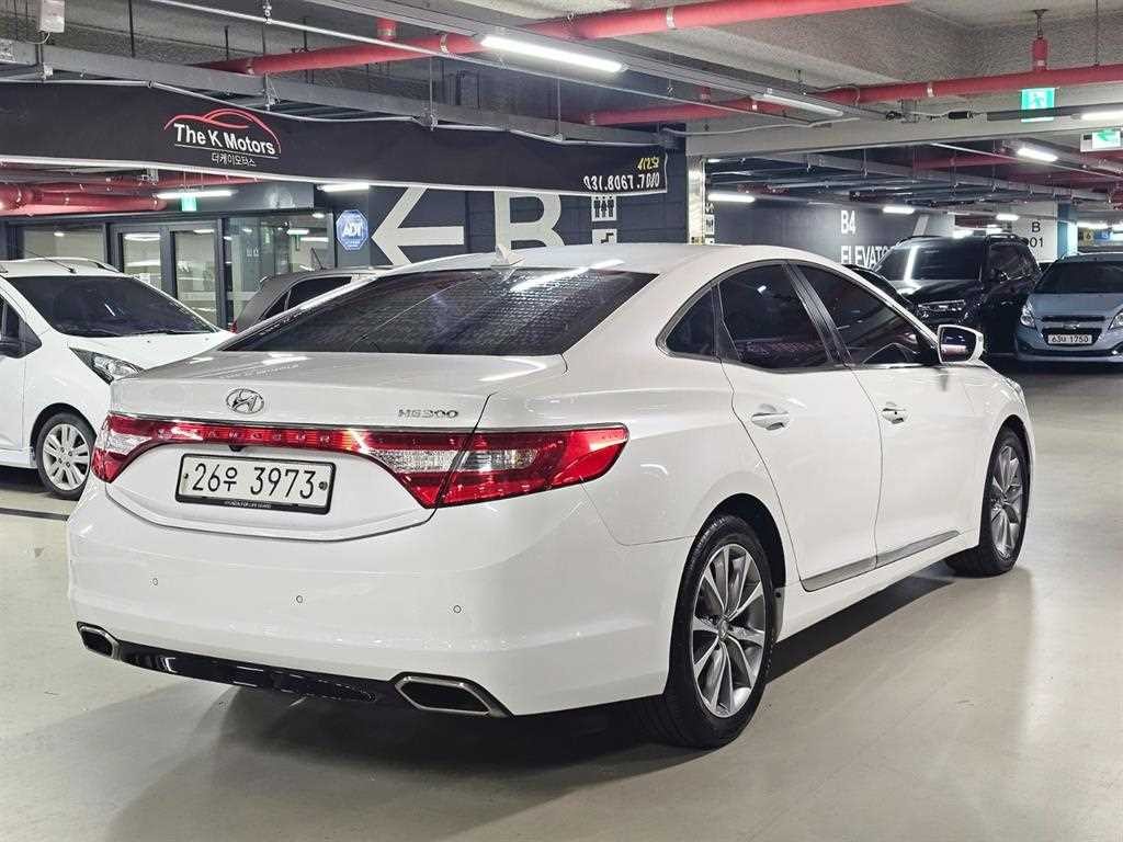 현대 그랜저 그랜저 HG HG300 PREMIUM 기본형 이미지 3