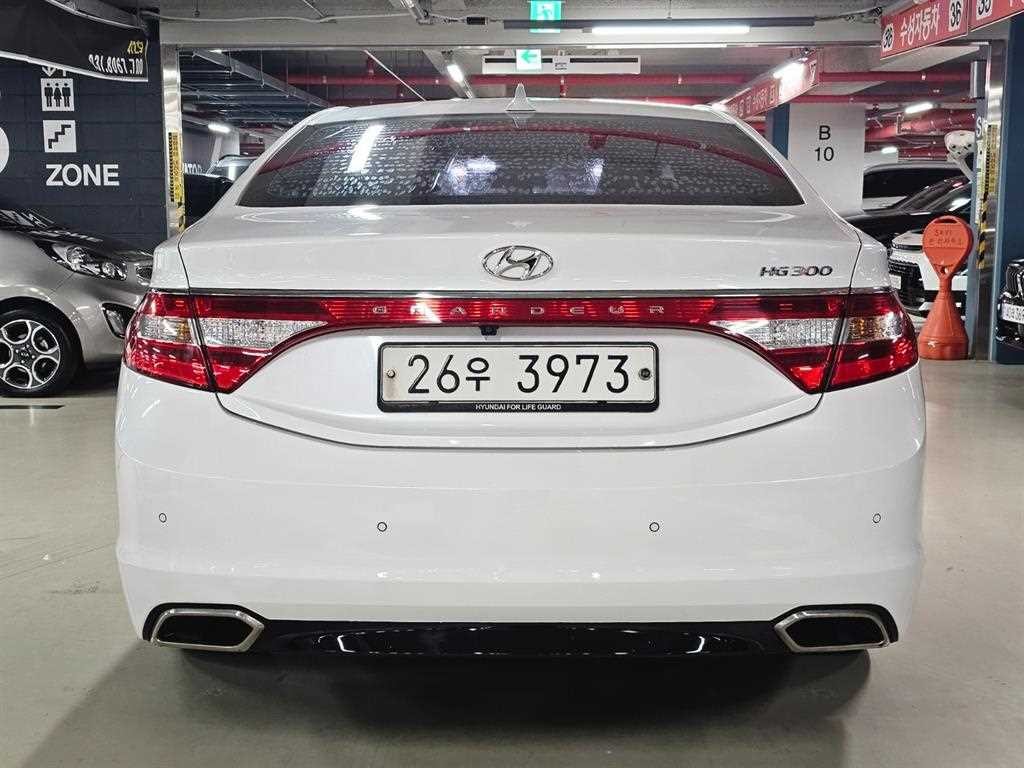 현대 그랜저 그랜저 HG HG300 PREMIUM 기본형 이미지 4