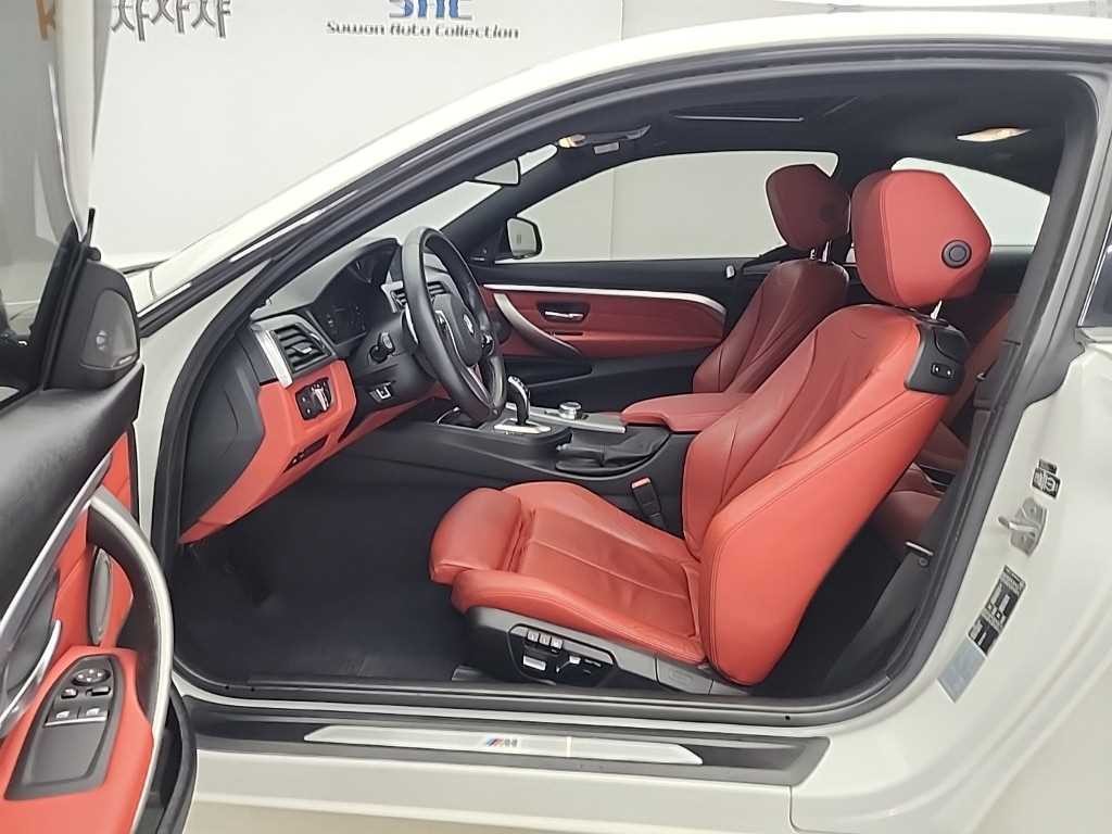 BMW 4시리즈 4시리즈 (F32) 430i 쿠페 M 스포츠 이미지 11