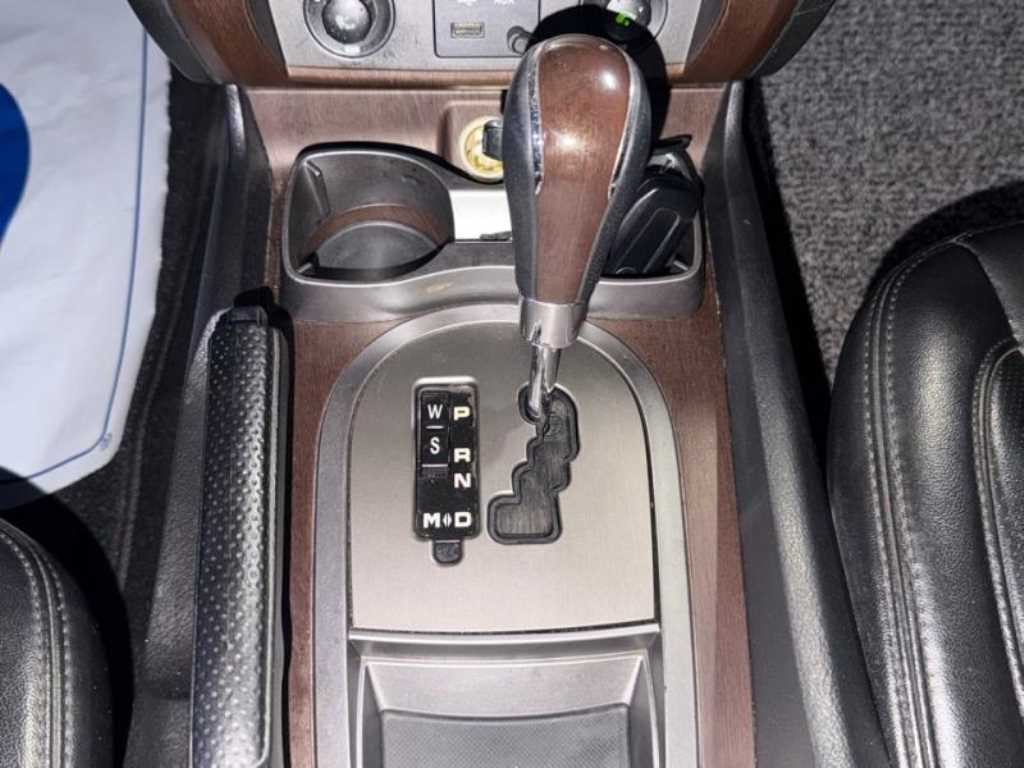 KG모빌리티(쌍용) 렉스턴 렉스턴W 2.0  4WD RX7 럭셔리 이미지 10