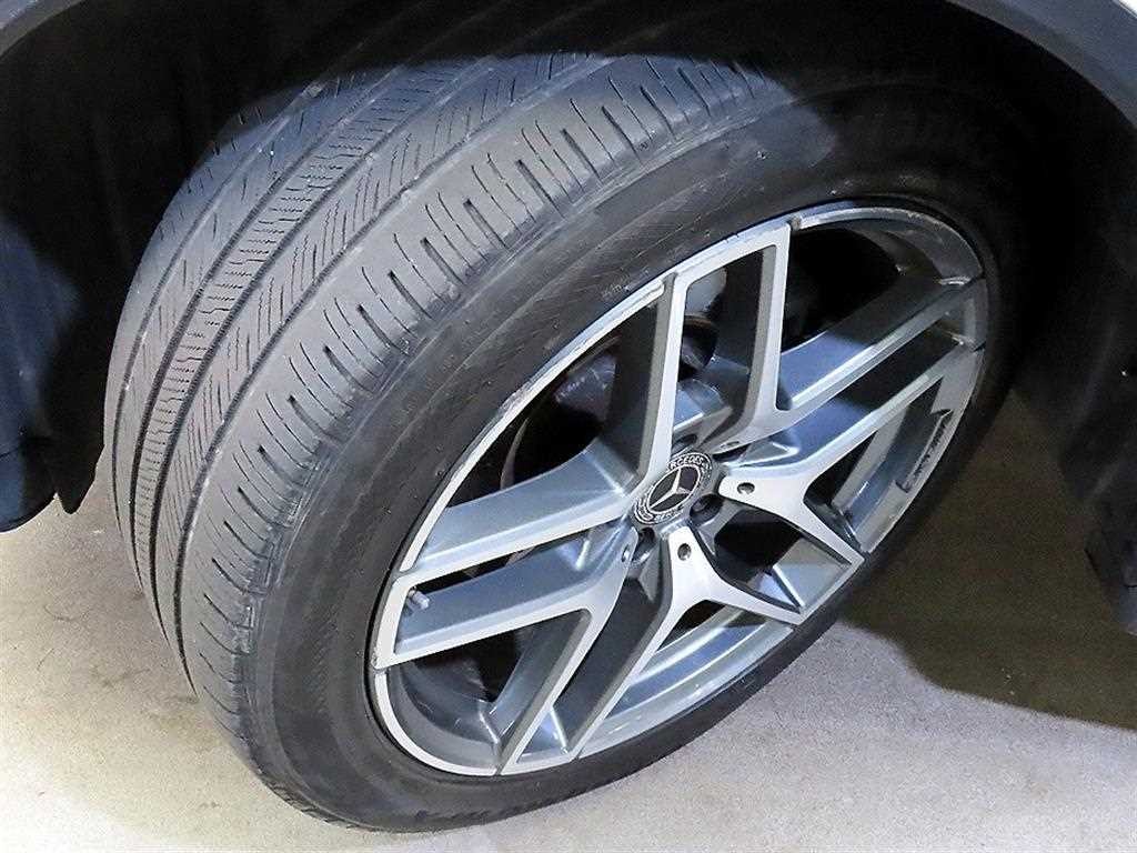 벤츠 GLE 클래스 GLE 클래스 W166 GLE 350 d 4MATIC 쿠페 이미지 20