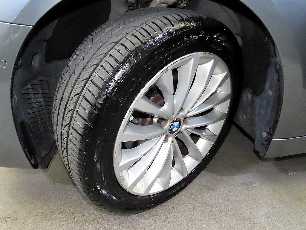 BMW 5시리즈 5시리즈 (G30) 520d M 스포츠 플러스 이미지 20