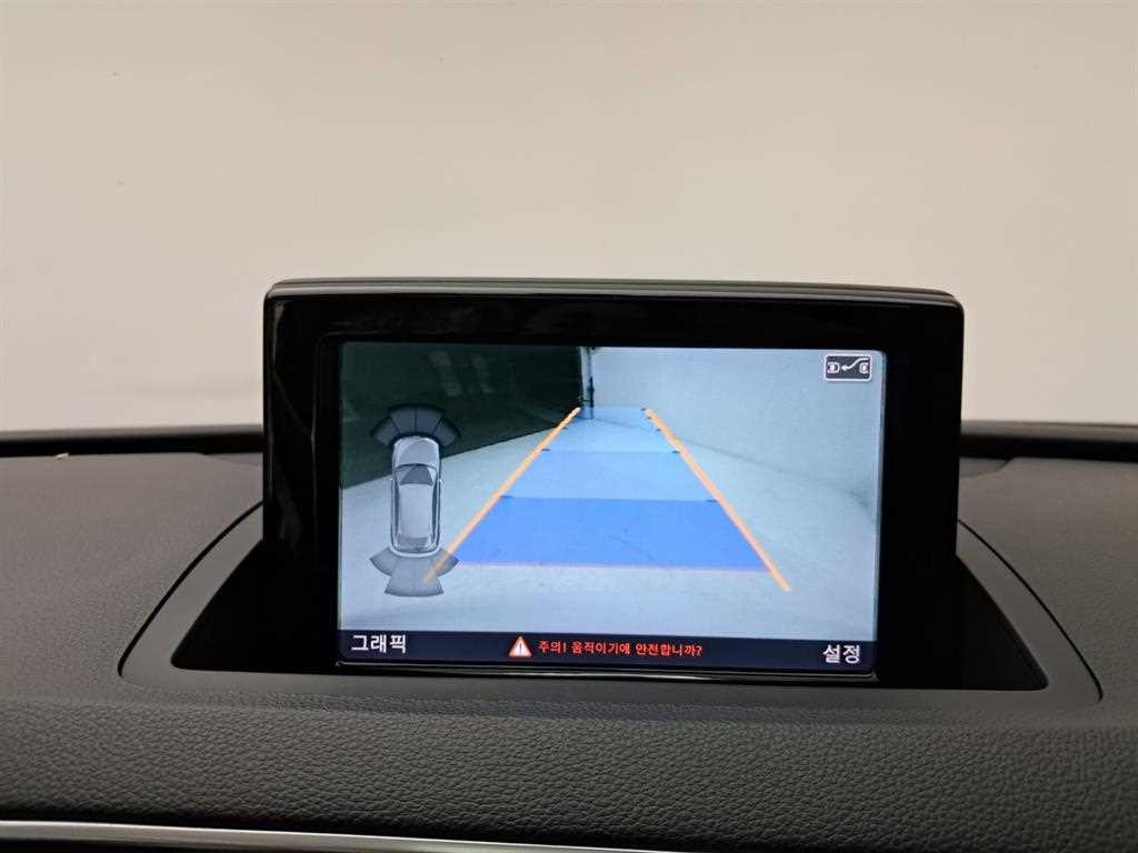 아우디 Q3 35 TDI 콰트로 프레스티지 이미지 10