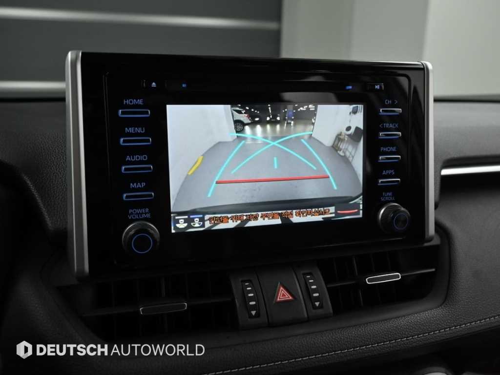 토요타 라브4 RAV4(5세대) 2.5 4WD 하이브리드 이미지 15