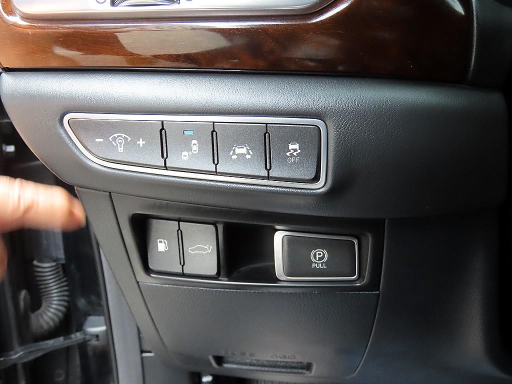 제네시스 EQ900 3.8 GDI AWD 프리미엄 럭셔리 이미지 12