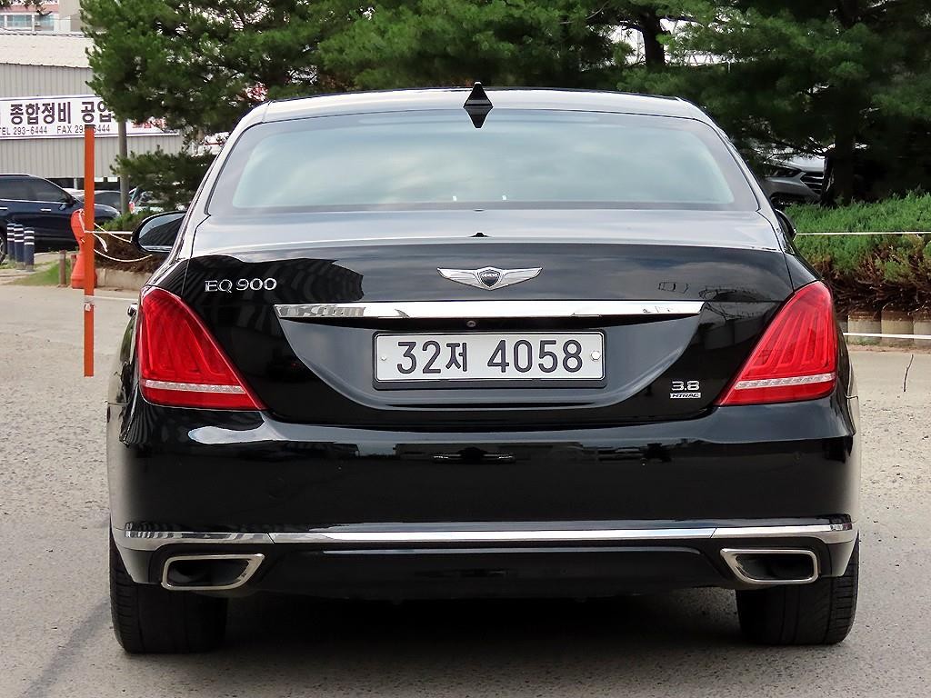 제네시스 EQ900 3.8 GDI AWD 프리미엄 럭셔리 이미지 4