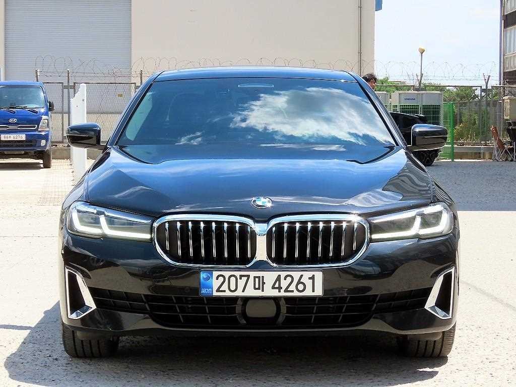 BMW 5시리즈 5시리즈 (G30) 530i xDrive 럭셔리 이미지 1