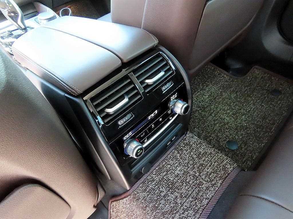 BMW 5시리즈 5시리즈 (G30) 530i xDrive 럭셔리 이미지 17