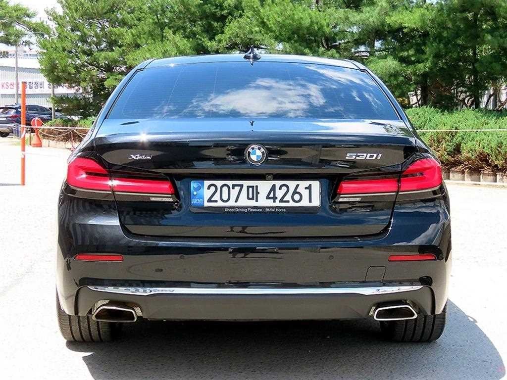 BMW 5시리즈 5시리즈 (G30) 530i xDrive 럭셔리 이미지 4