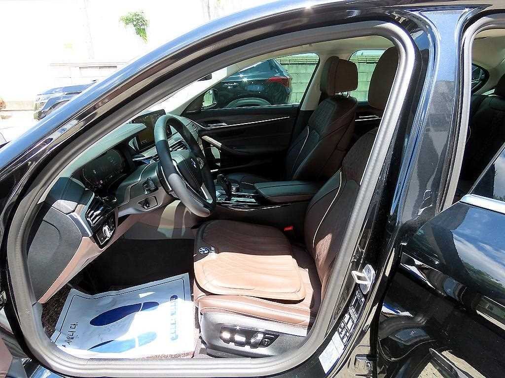 BMW 5시리즈 5시리즈 (G30) 530i xDrive 럭셔리 이미지 5