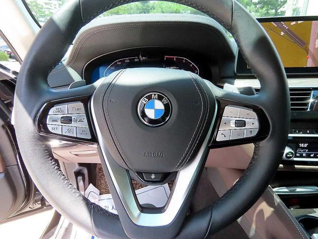 BMW 5시리즈 5시리즈 (G30) 530i xDrive 럭셔리 이미지 8