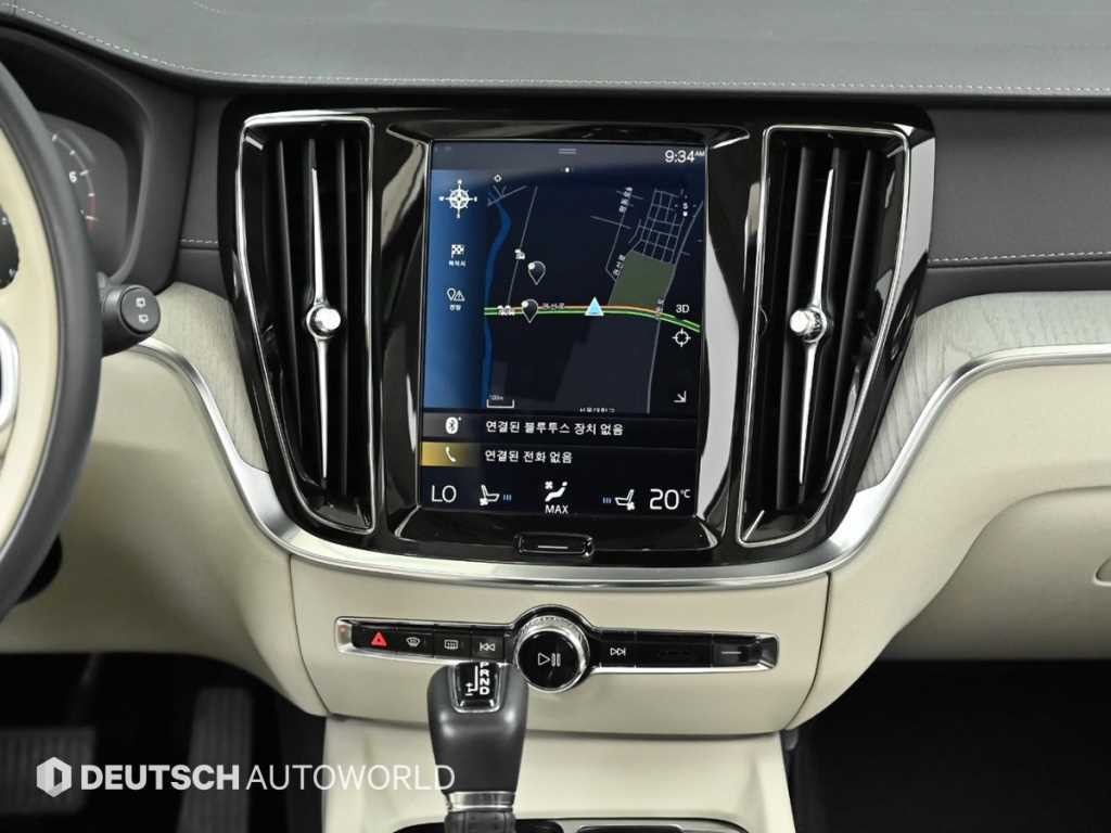 볼보 V60 V60 크로스 컨트리 2세대 2.0 T5 프로 AWD 이미지 14