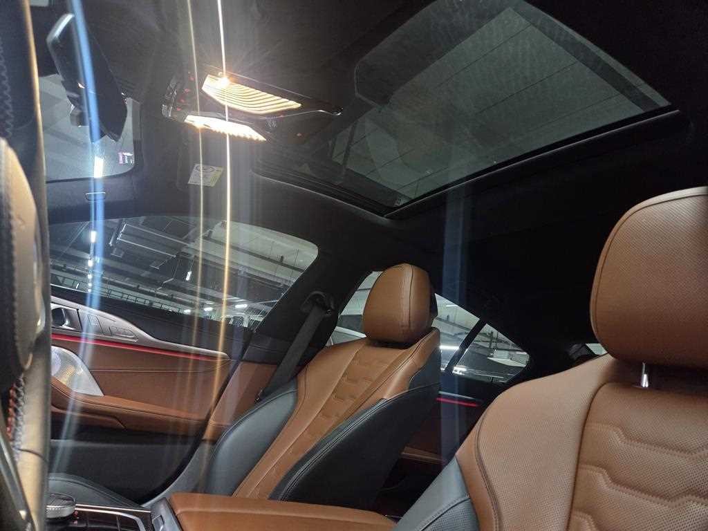 BMW 8시리즈 8시리즈 (G15) M850i xDrive 그란 쿠페 이미지 11