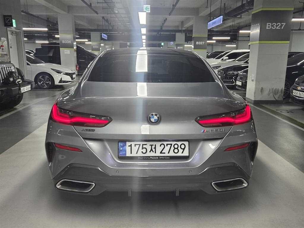 BMW 8시리즈 8시리즈 (G15) M850i xDrive 그란 쿠페 이미지 4