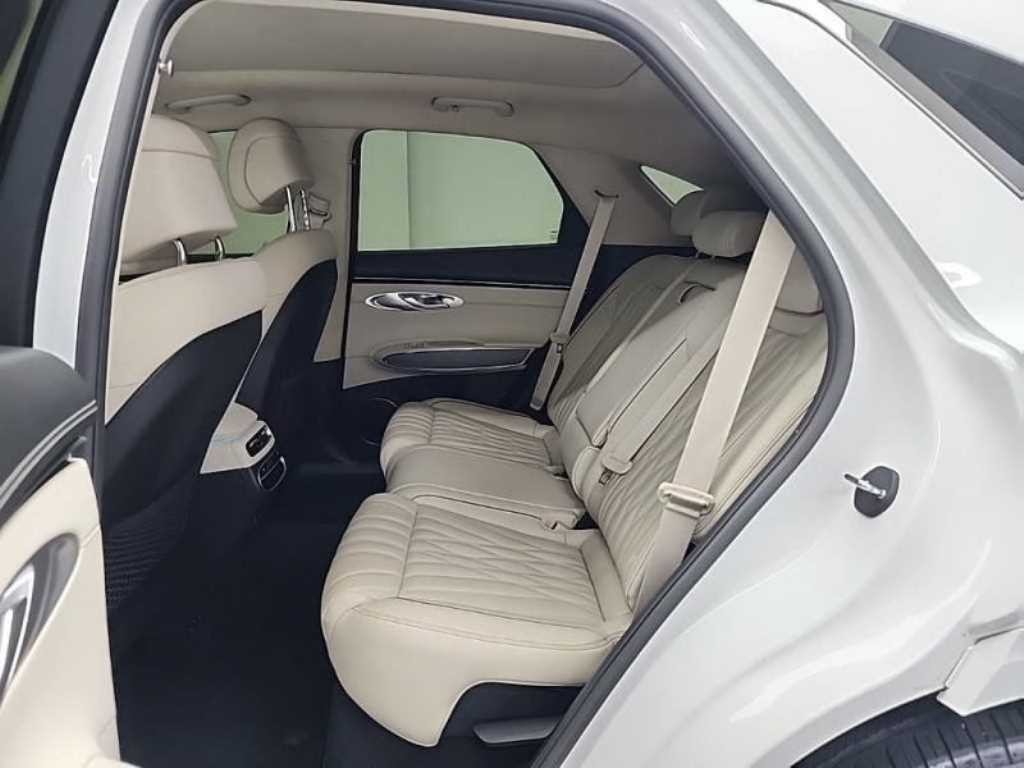 제네시스 GV70 2.5T 가솔린 AWD 기본형 이미지 12
