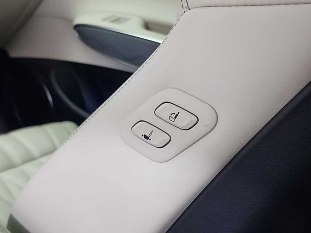 제네시스 GV70 2.5T 가솔린 AWD 기본형 이미지 13