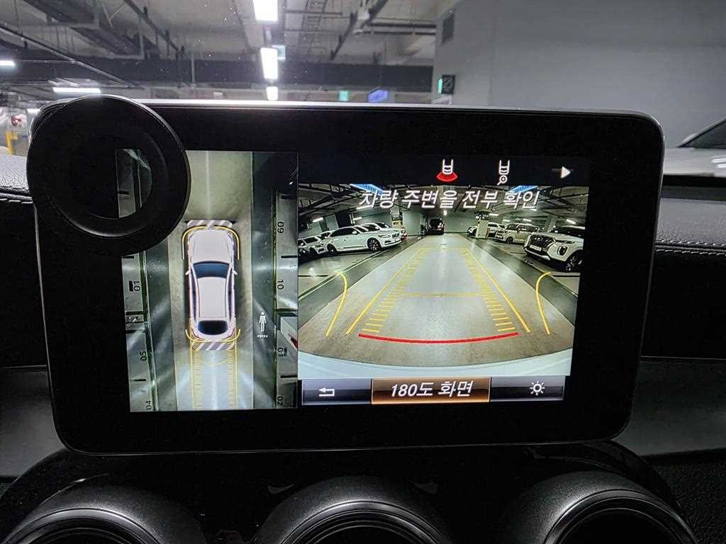 벤츠 GLC 클래스 GLC클래스 X253 GLC 220 d 4MATIC 프리미엄 쿠페 이미지 12