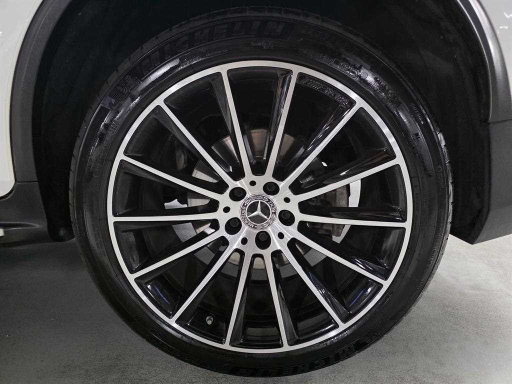 벤츠 GLC 클래스 GLC클래스 X253 GLC 220 d 4MATIC 프리미엄 쿠페 이미지 19