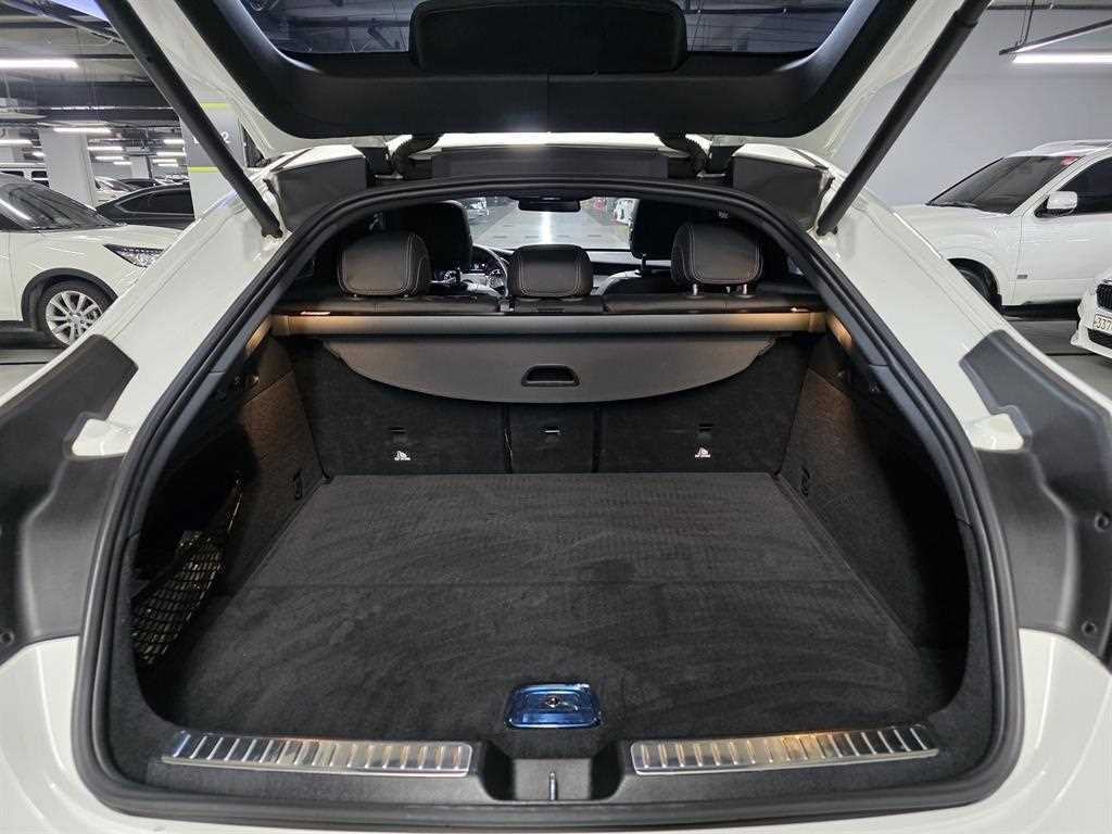 벤츠 GLC 클래스 GLC클래스 X253 GLC 220 d 4MATIC 프리미엄 쿠페 이미지 20