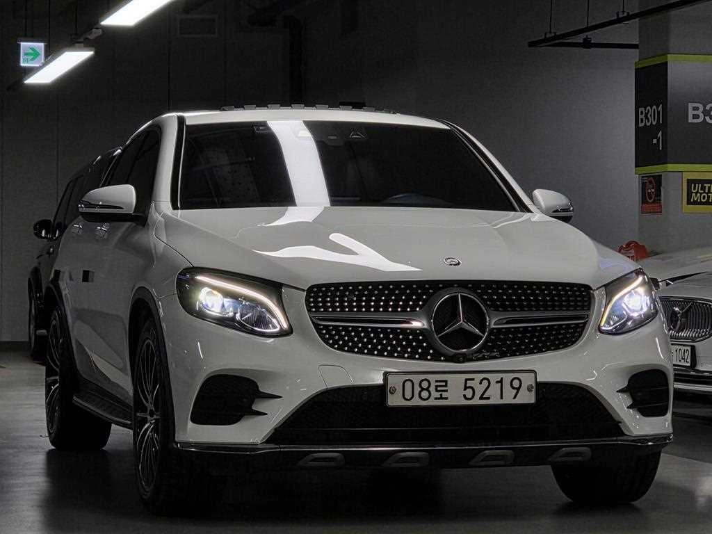 벤츠 GLC 클래스 GLC클래스 X253 GLC 220 d 4MATIC 프리미엄 쿠페 이미지 3