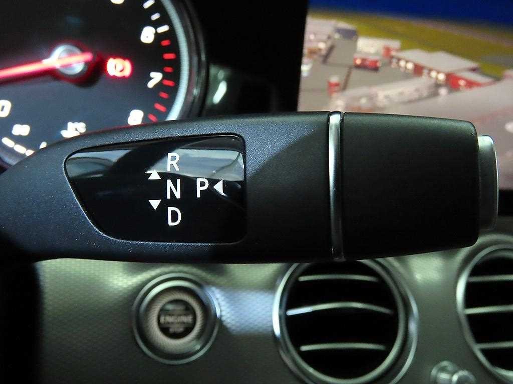 벤츠 E 클래스 E-클래스 W213 E300 아방가르드 이미지 12