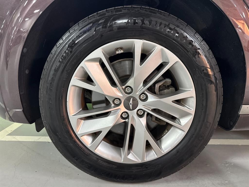 제네시스 GV70 2.2 디젤 2WD 이미지 19