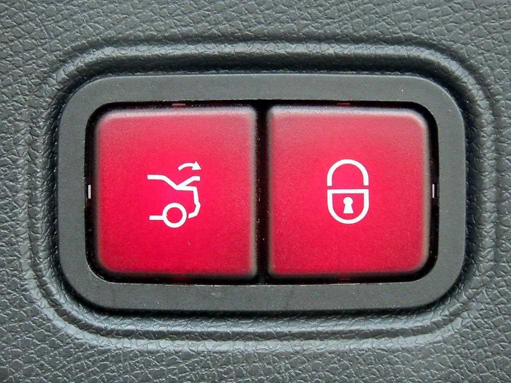 벤츠 E 클래스 E-클래스 W213 E220d 쿠페 이미지 17