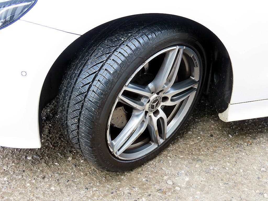벤츠 E 클래스 E-클래스 W213 E220d 쿠페 이미지 20