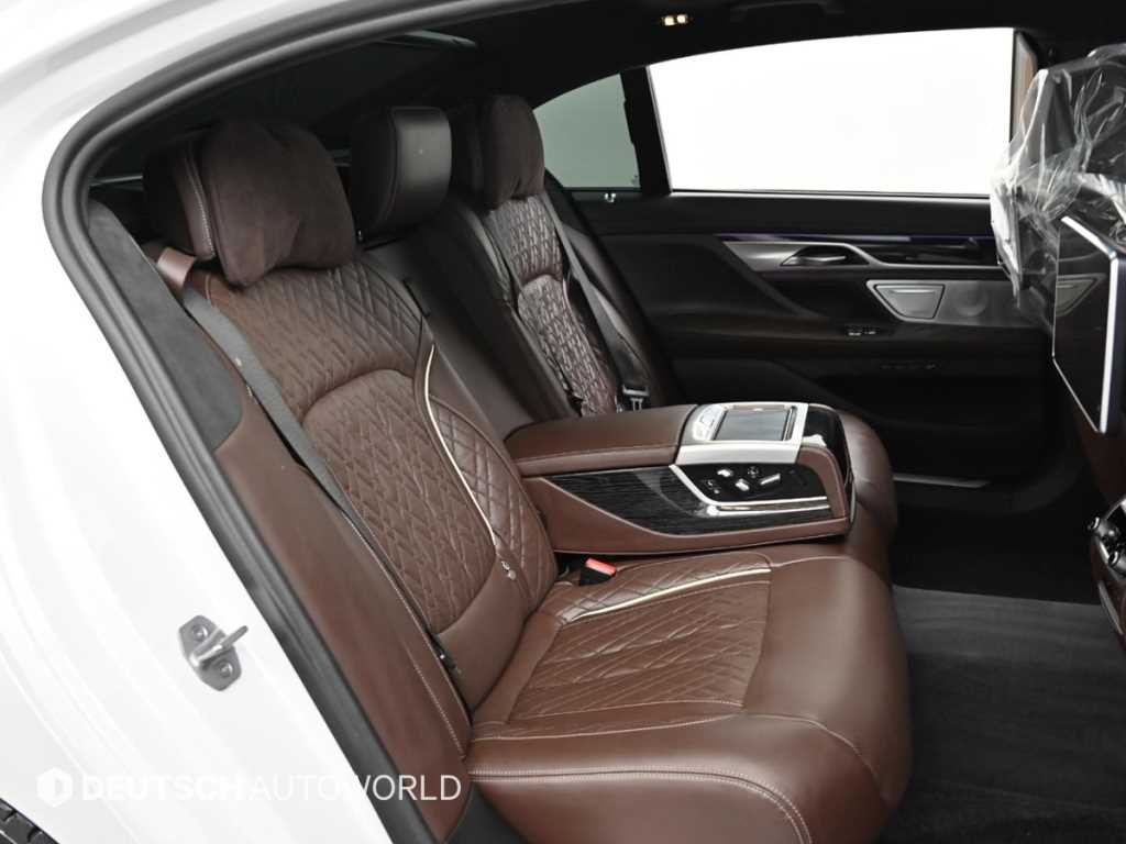 BMW 7시리즈 7시리즈 (G11) 740Li xDrive M SPORT 스포츠 이미지 12