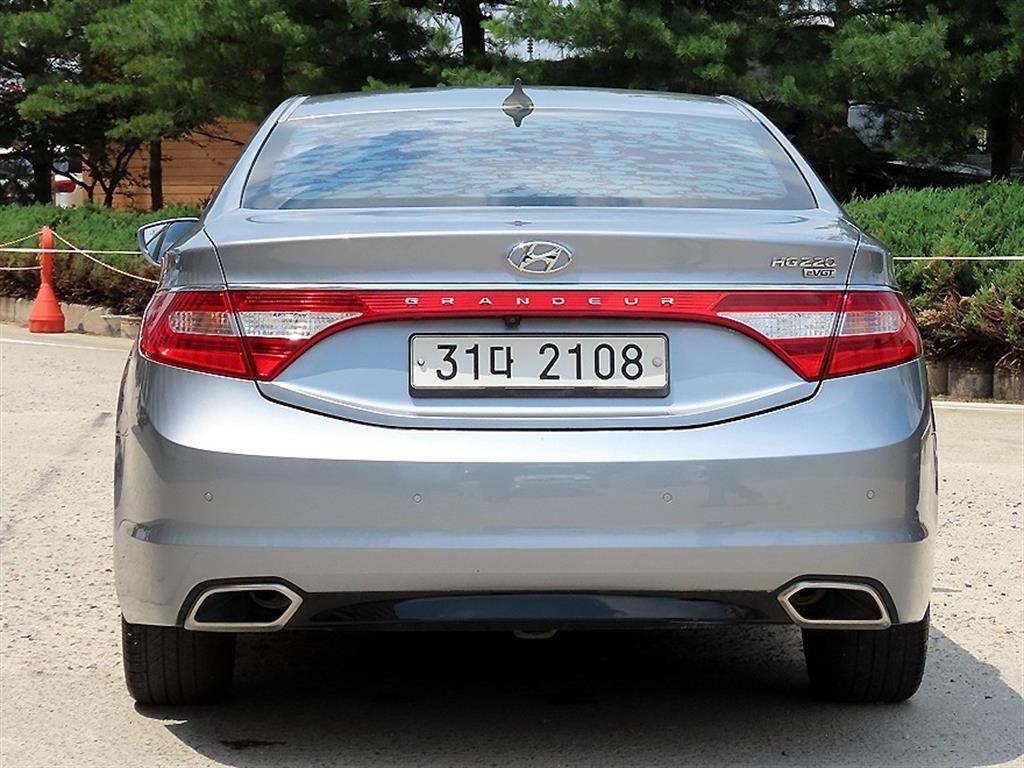 현대 그랜저 그랜저 HG HG220 PREMIUM 기본형 이미지 4