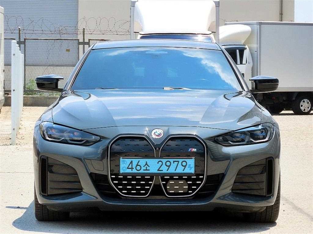 BMW i4 M50 프로 이미지 2