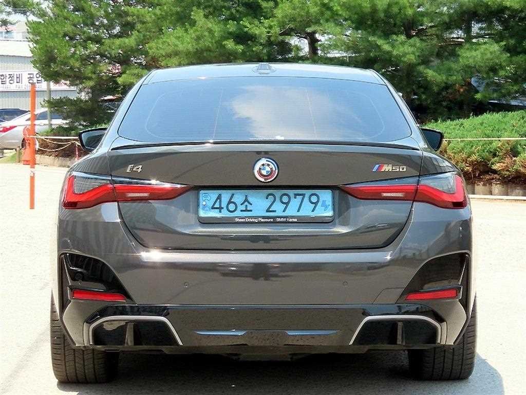 BMW i4 M50 프로 이미지 5