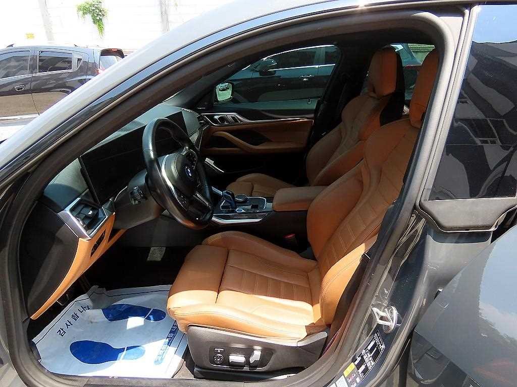 BMW i4 M50 프로 이미지 6