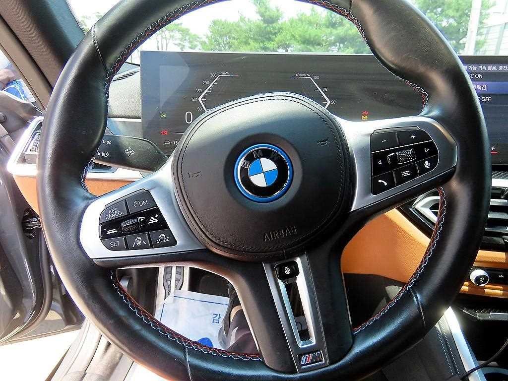 BMW i4 M50 프로 이미지 9