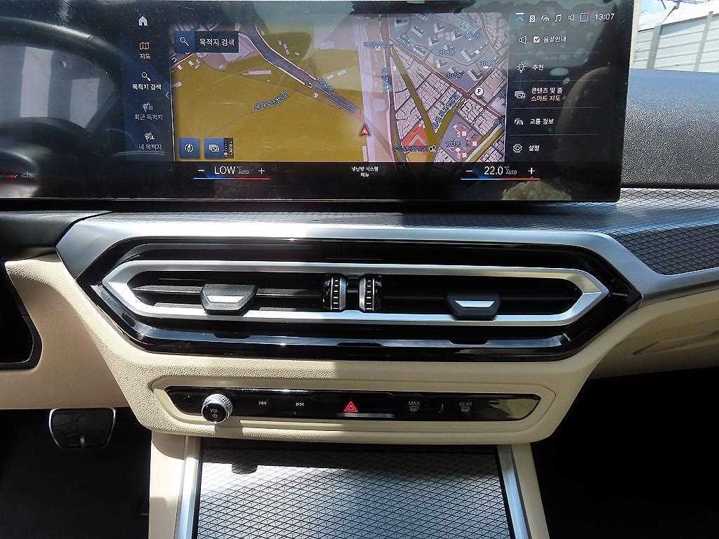 BMW 3시리즈 3시리즈 (G20) 320i M 스포츠 이미지 14