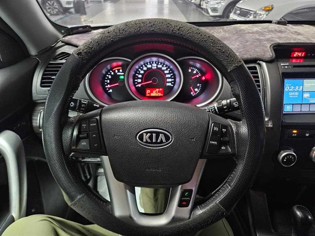 기아 쏘렌토 쏘렌토 R 디젤 4WD 2.2 TLX 고급형 이미지 8