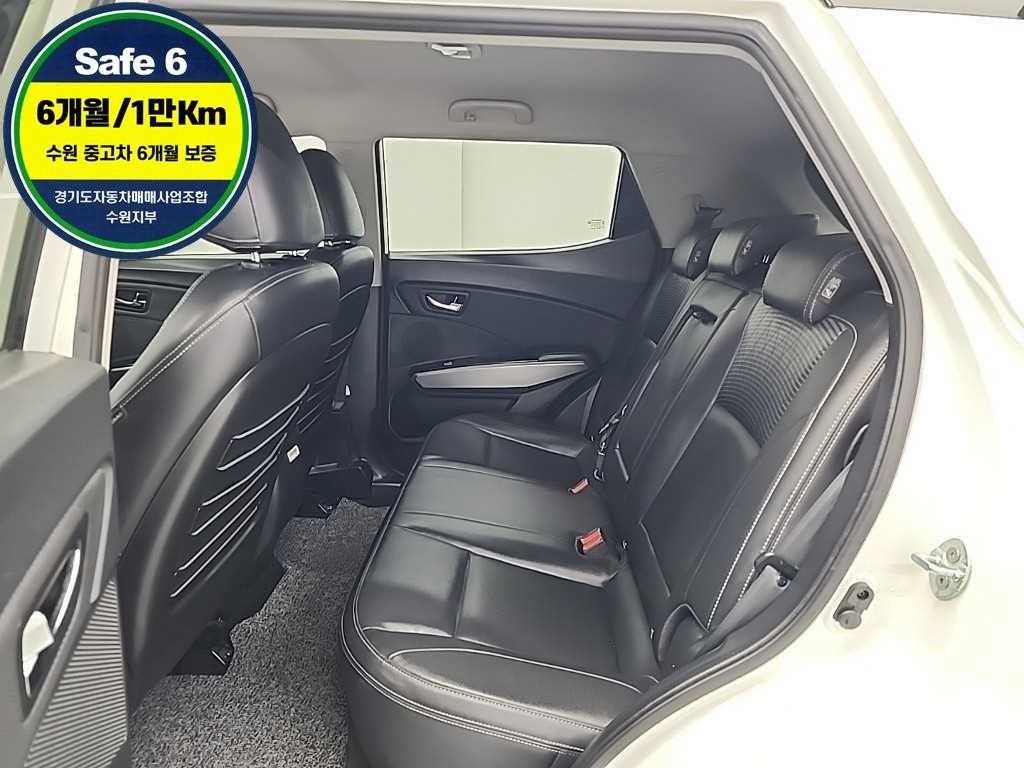 KG모빌리티(쌍용) 티볼리 티볼리 아머 2WD 가솔린 VX 이미지 12