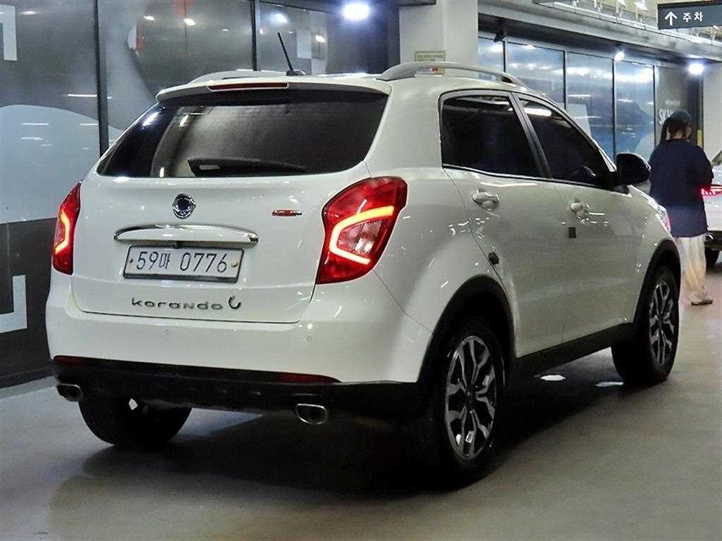 KG모빌리티(쌍용) 코란도 뉴코란도C 2WD 2.2 RX 최고급형 이미지 4