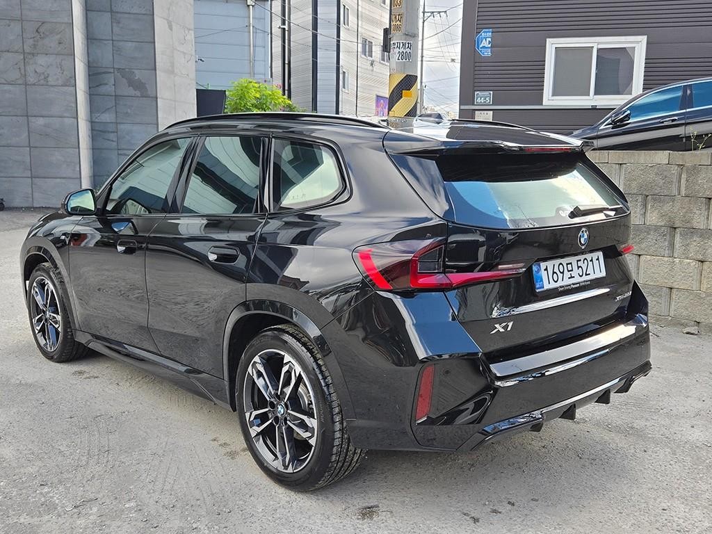 BMW X1 X1 (U11) xDrive 20i M 스포츠 이미지 3