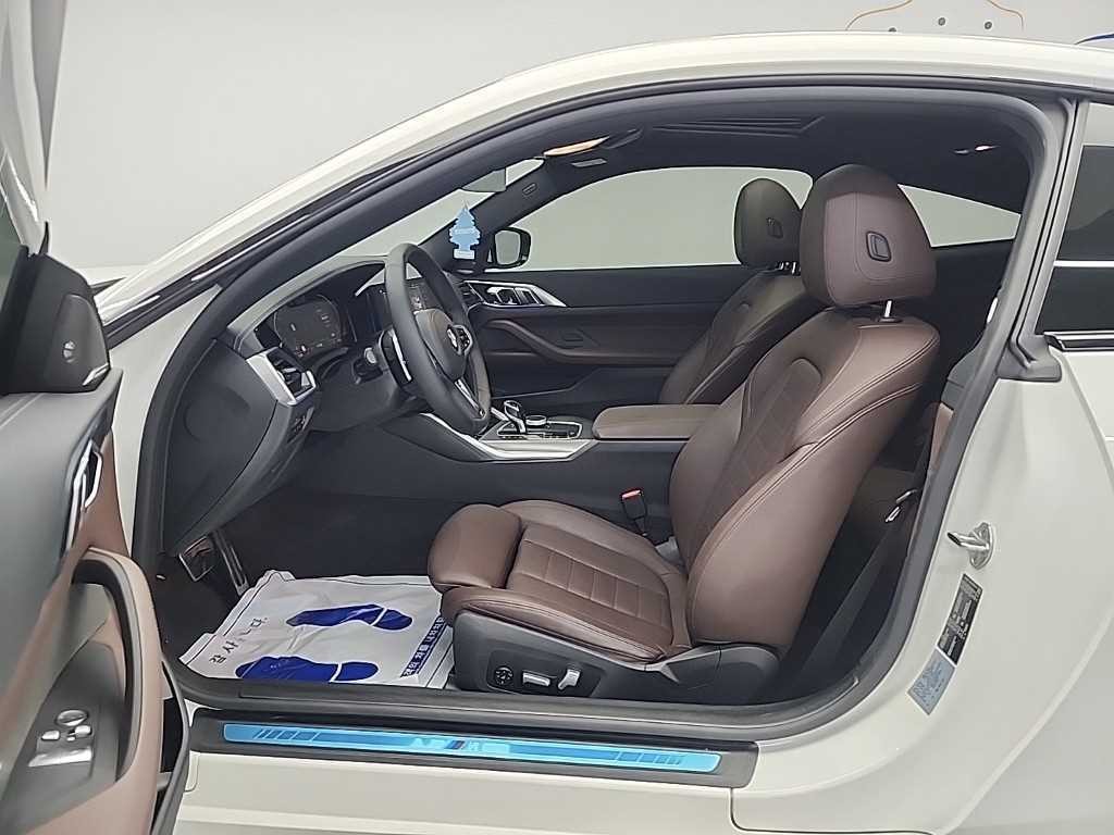 BMW 4시리즈 4시리즈 (G22) 420d 쿠페 M 스포츠 이미지 12