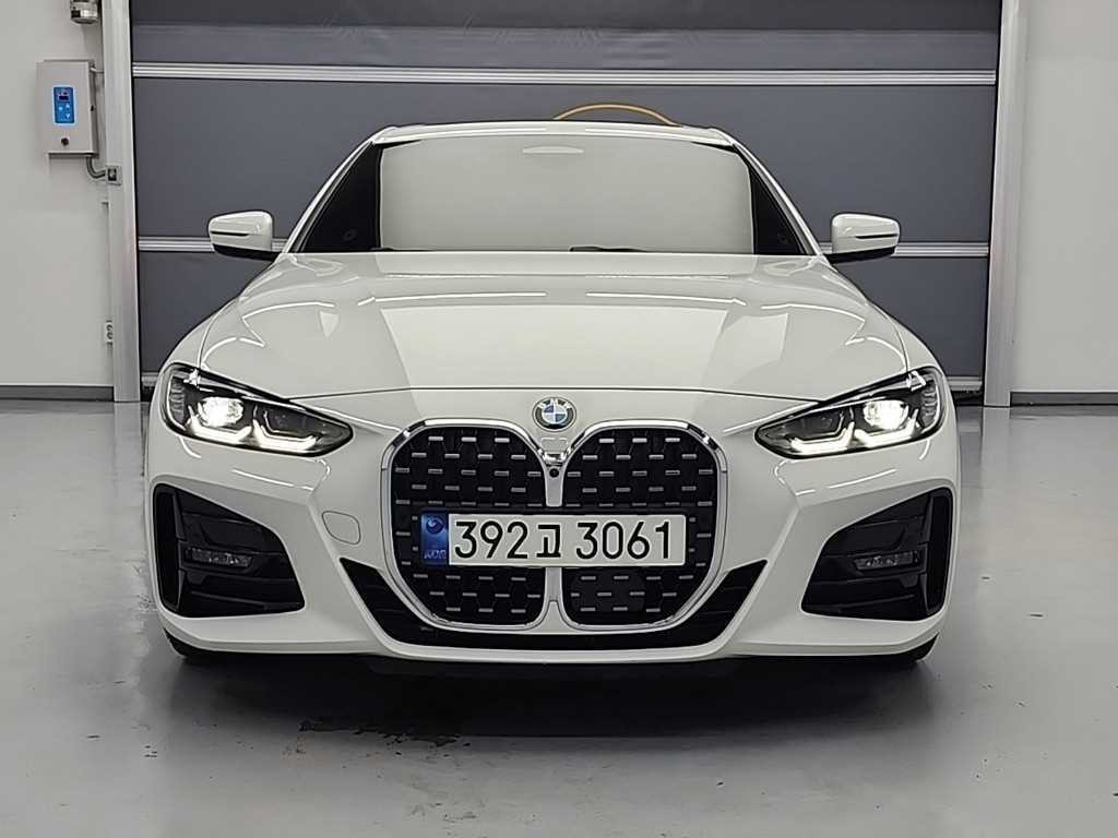 BMW 4시리즈 4시리즈 (G22) 420d 쿠페 M 스포츠 이미지 3
