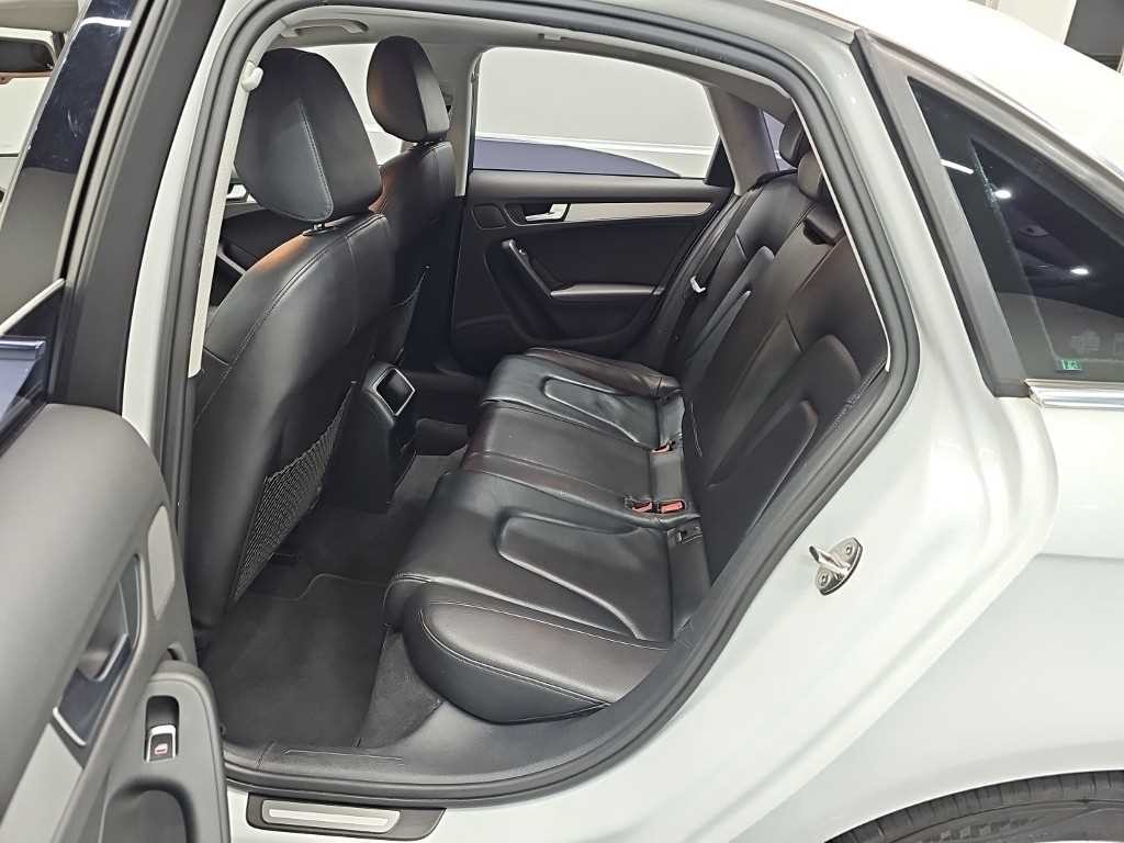 아우디 A4 뉴 A4 35 TDI 콰트로 이미지 12