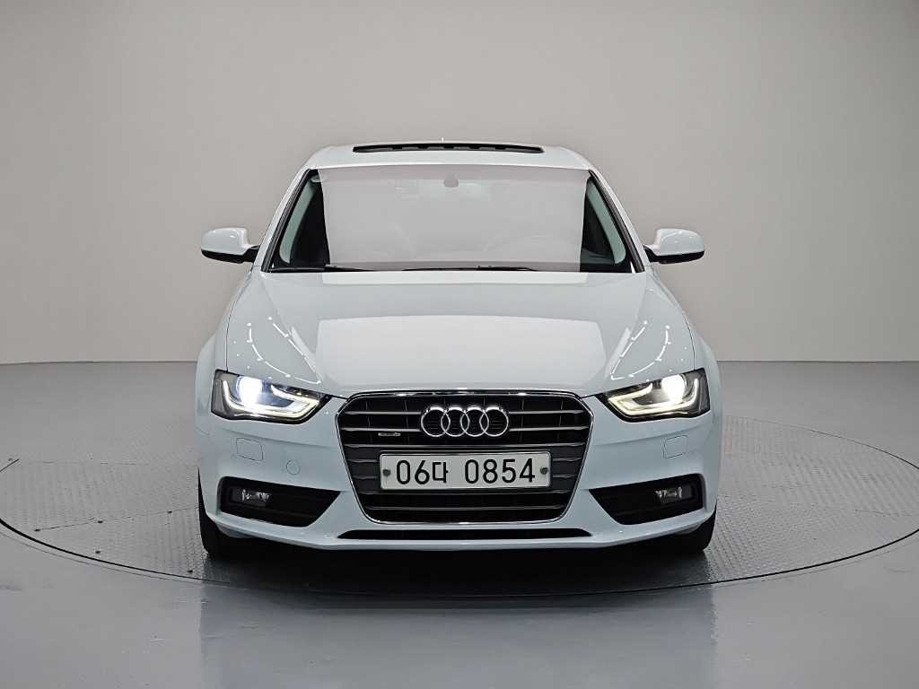 아우디 A4 뉴 A4 35 TDI 콰트로 이미지 2