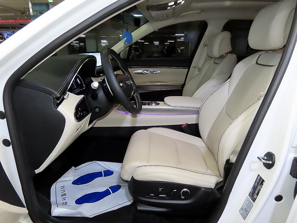 제네시스 GV70 2.5T 가솔린 AWD 기본형 이미지 6